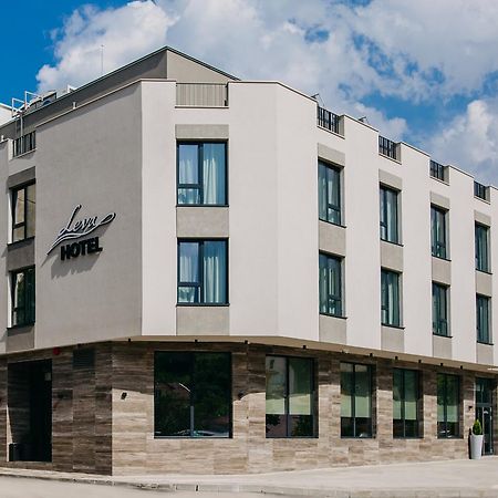 Hotel Leva - וראצה מראה חיצוני תמונה