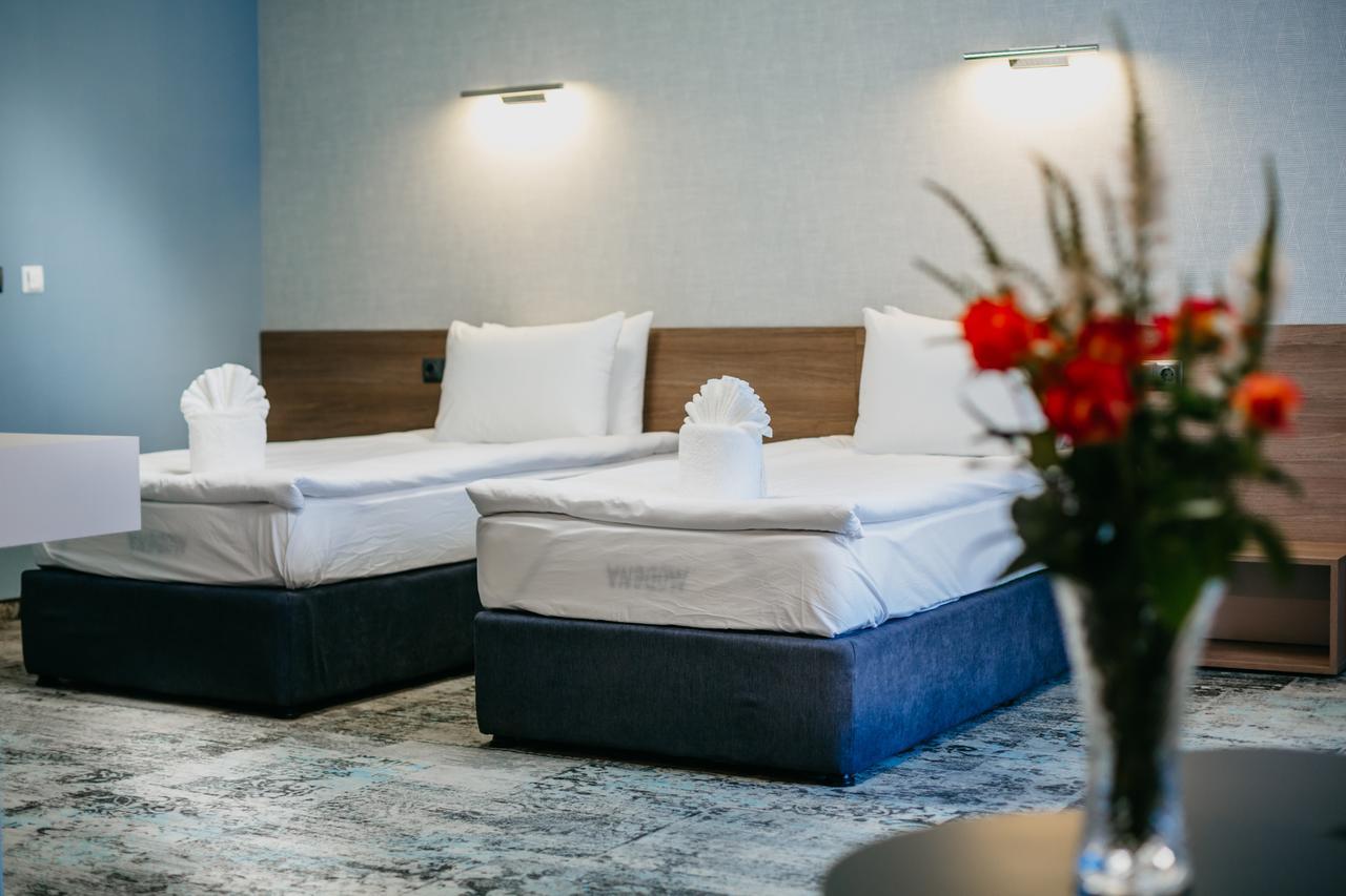 Hotel Leva - וראצה מראה חיצוני תמונה