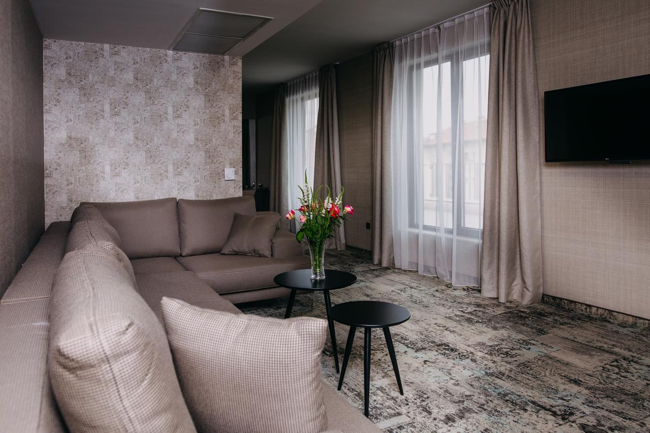Hotel Leva - וראצה מראה חיצוני תמונה