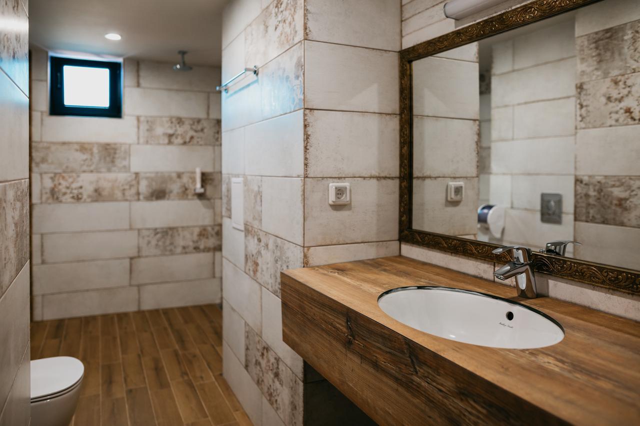 Hotel Leva - וראצה מראה חיצוני תמונה