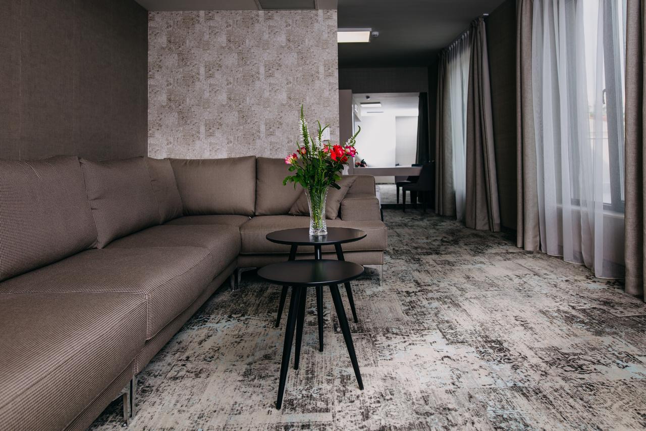 Hotel Leva - וראצה מראה חיצוני תמונה